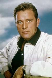 How tall is Richard Burton?